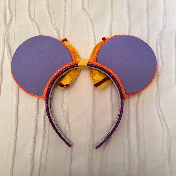 Mouse Ears - Picture 2 of 2